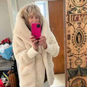 AKIRA Cream Teddy Jacket